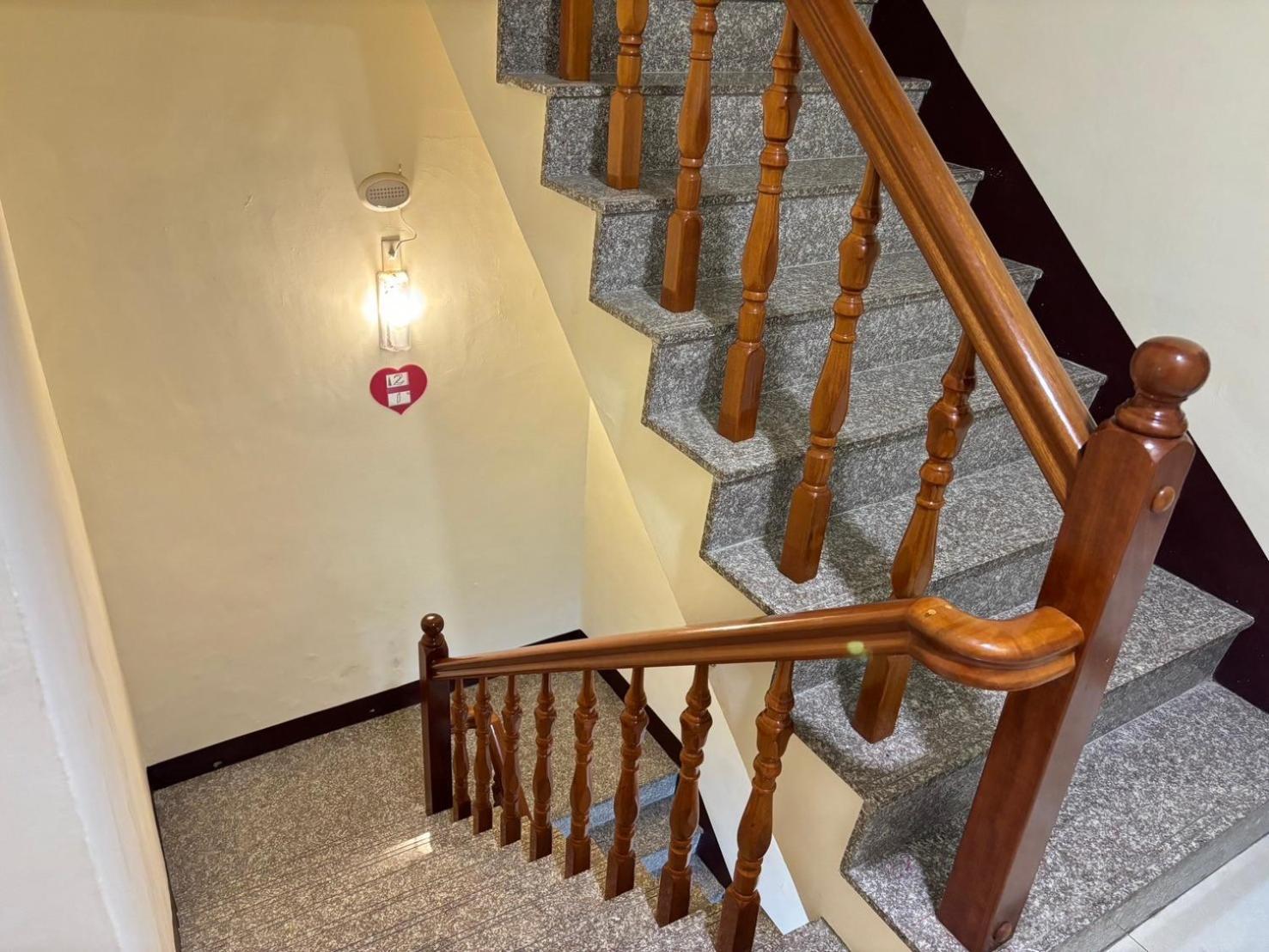 Luyu Homestay Луган Экстерьер фото