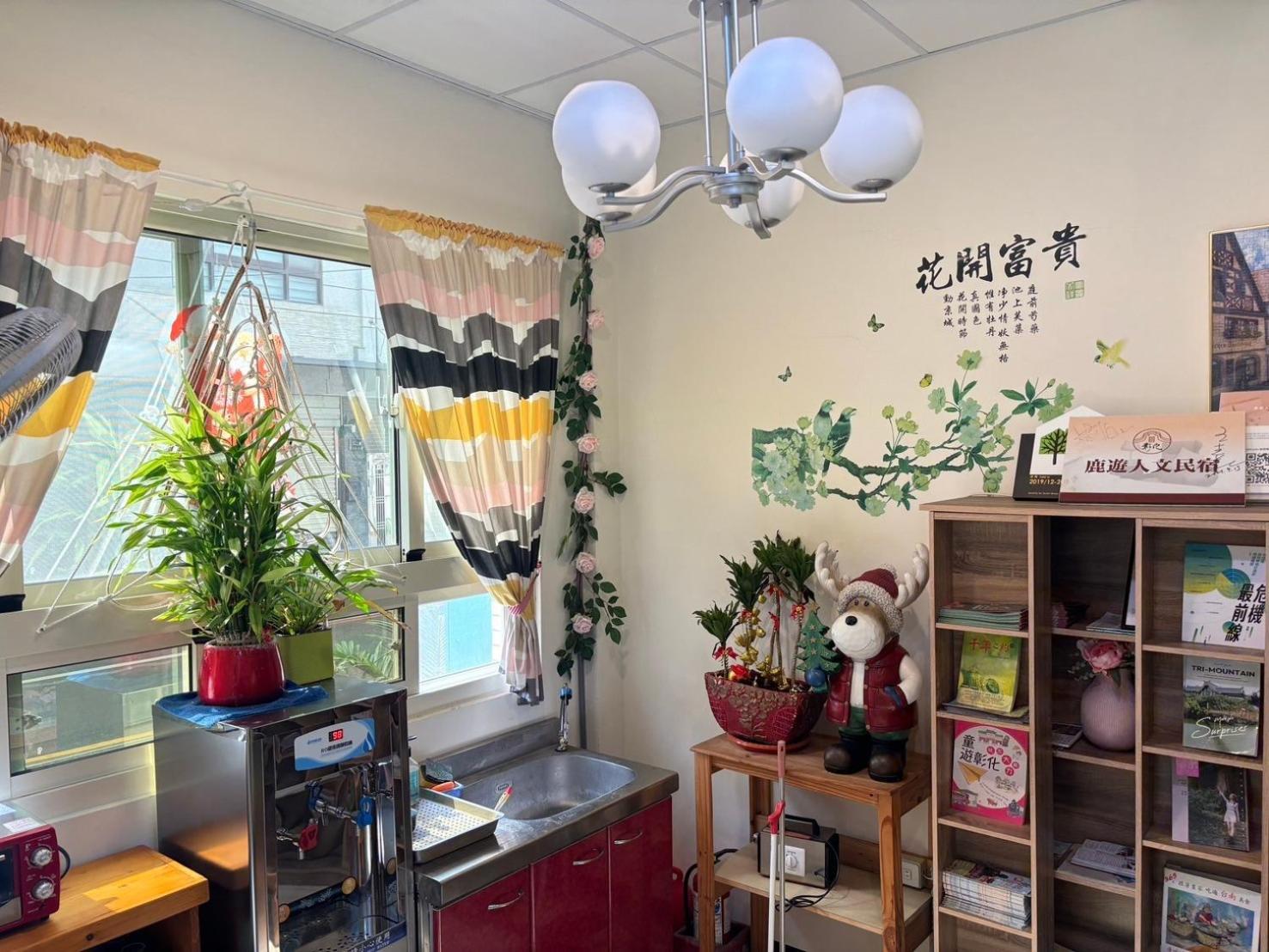 Luyu Homestay Луган Экстерьер фото